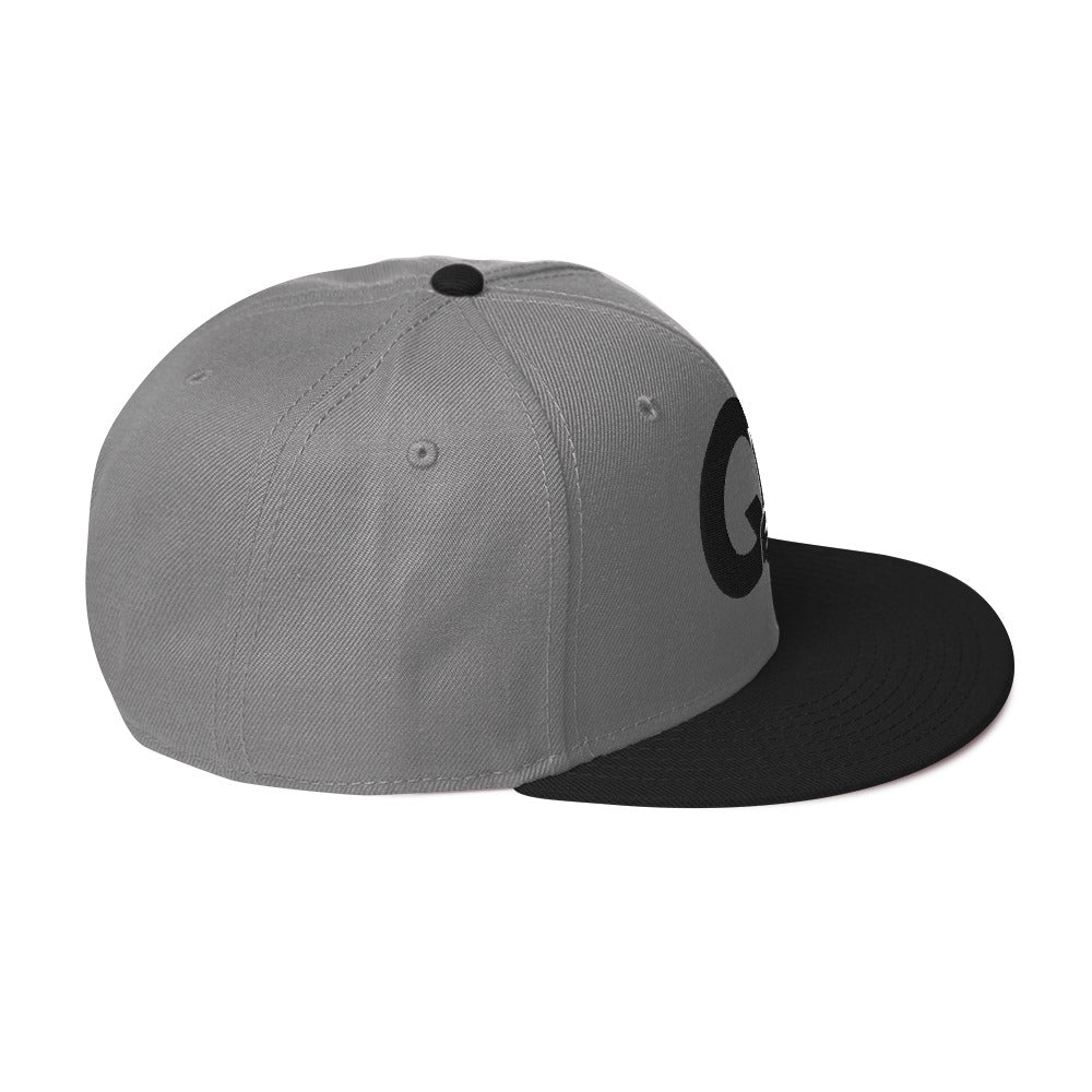 QUINNESSENTIAL Gear Snapback Hat