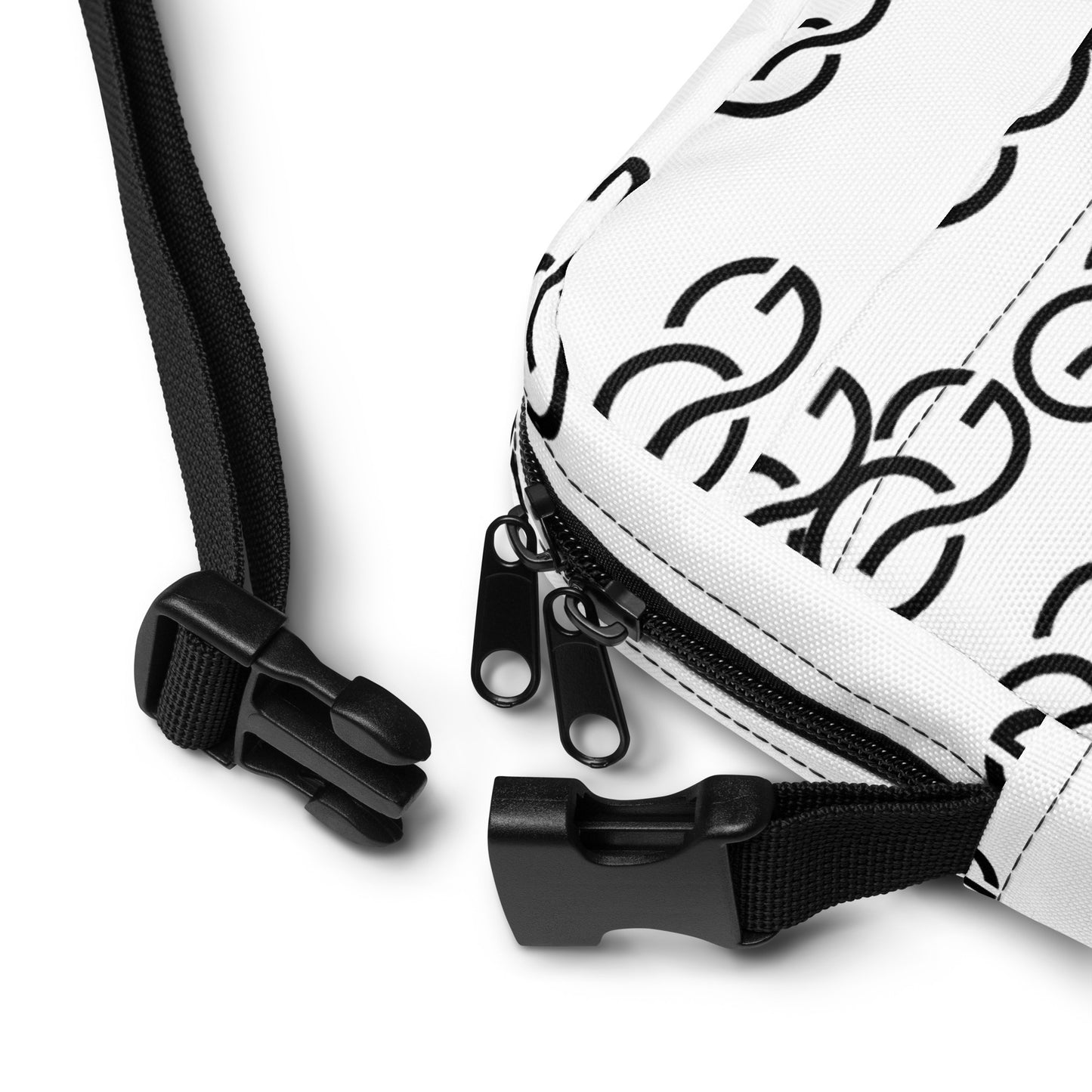 QUINNESSENTIAL Gear Utility crossbody bag